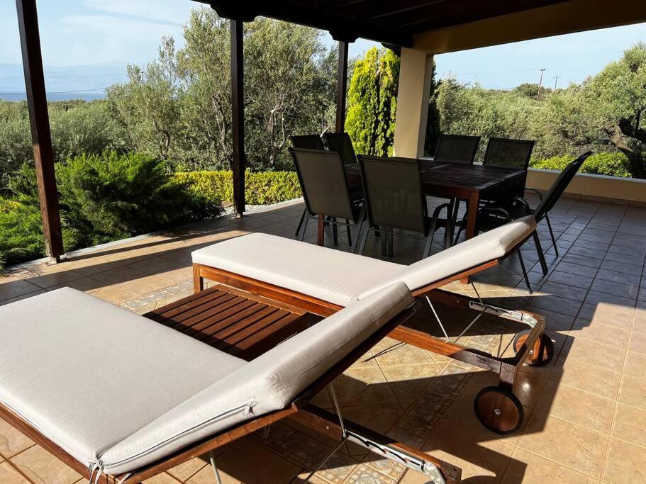 Ampelos Hillside Villa Akrata Extérieur photo